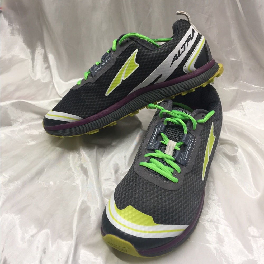 Altra Shoes - Picture 2 of 13